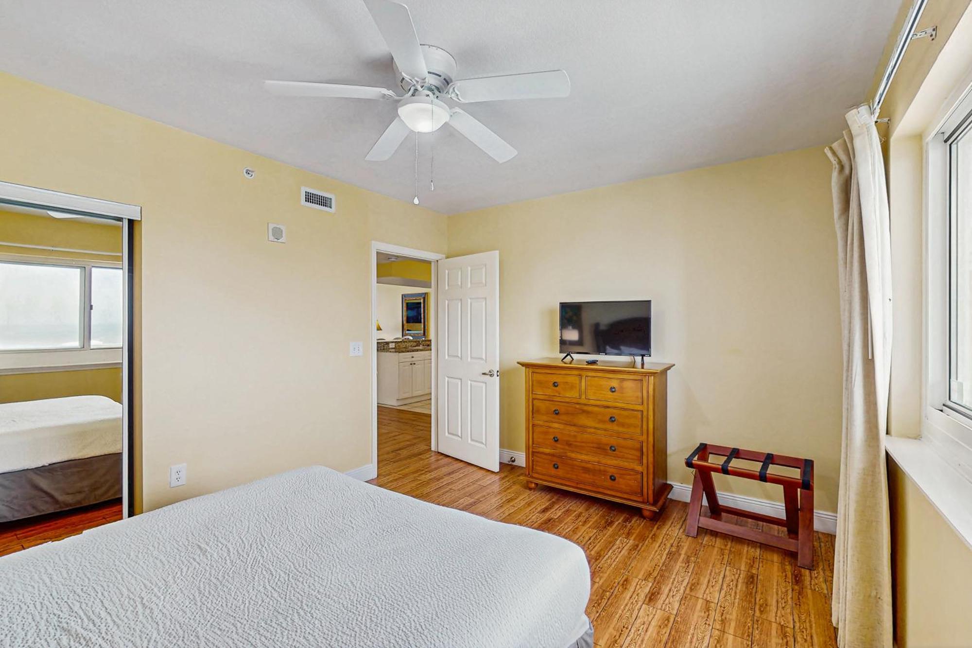 Emerald Beach Resort 2131 Panama City Beach Bagian luar foto